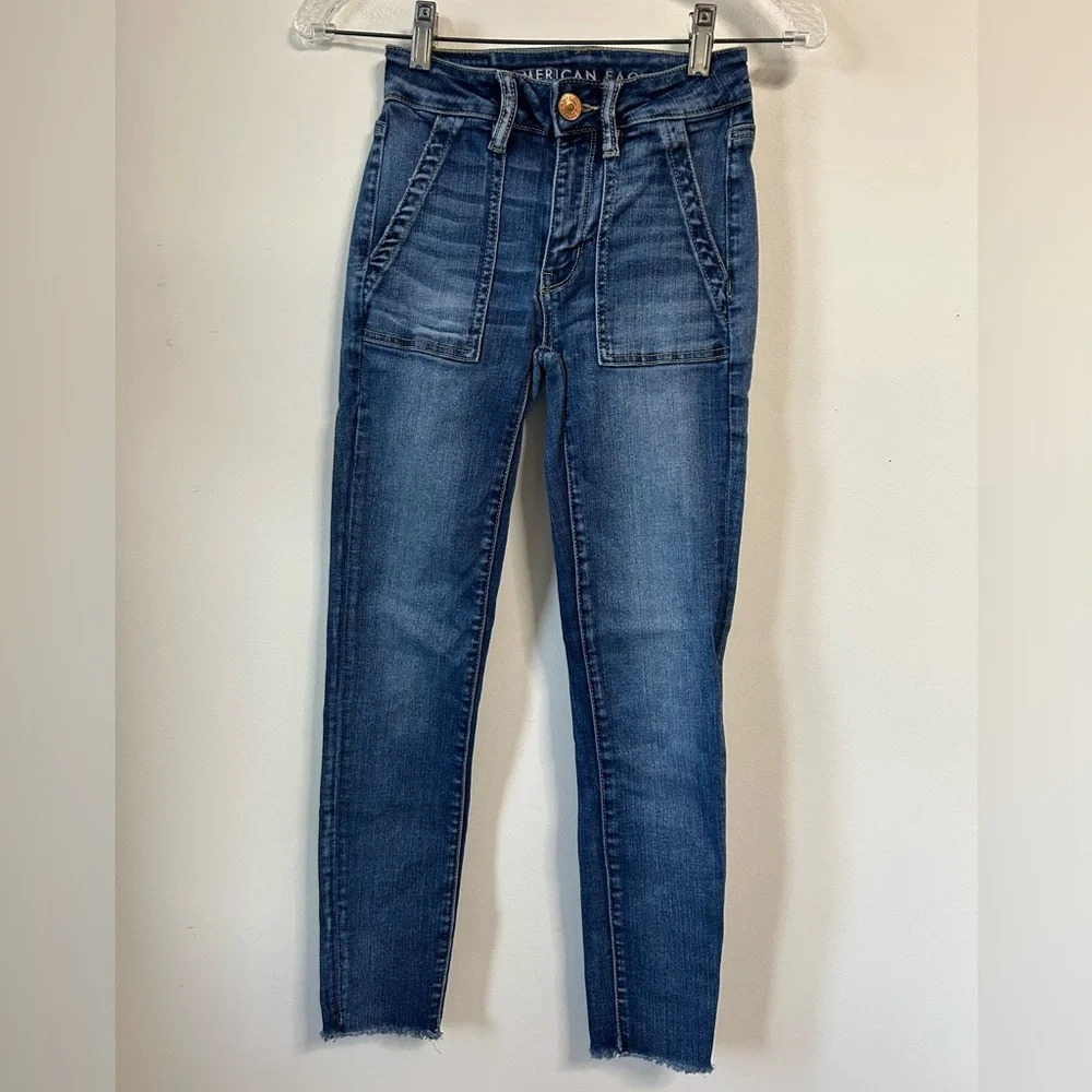 American Eagle Hi-Rise Cropped‎  Jeans